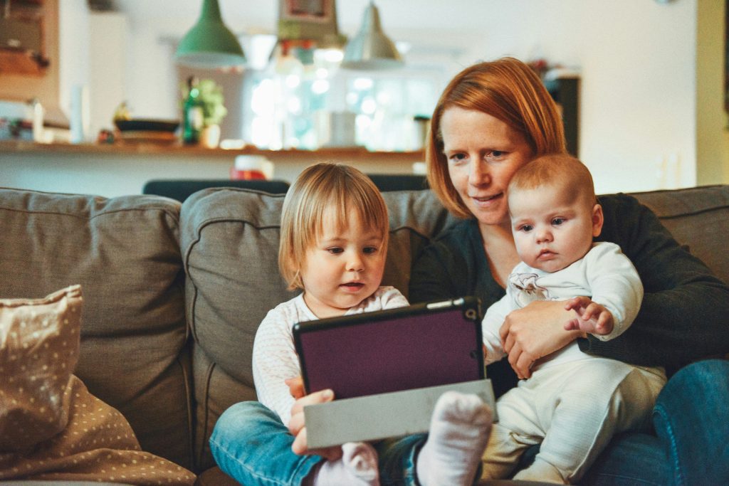 When To Engage Conveyancing Lawyers Perth For Complex Deals